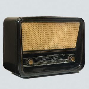 Hovedbilde Mørk brun radio